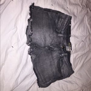 Grey shorts